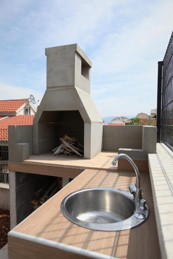 Apartmani Ive โตรกีร์ ภายนอก รูปภาพ